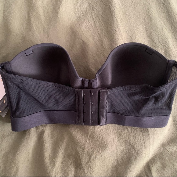 Lively Smooth Strapless Bra - Picture 4 of 6